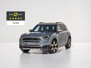 Nuova MINI Countryman, 5 stelle nei test Euro NCAP