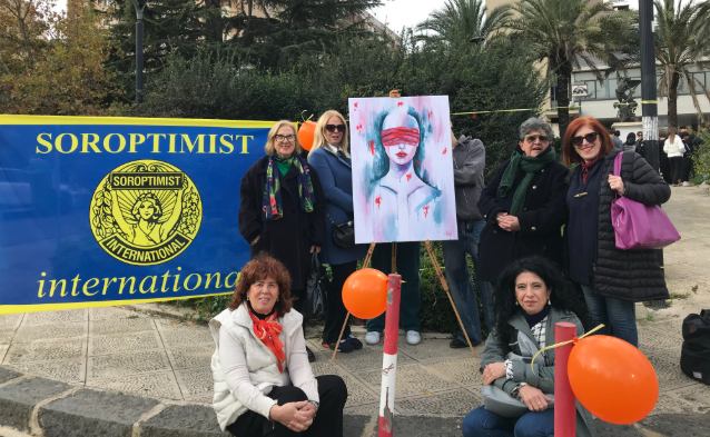 Caltanissetta. Soroptimist Club, arte e flash mob per sensibilizzare al tema della violenza sulle donne