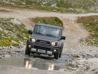 Suzuki Jimny Mata, il fuoristrada giapponese in edizione speciale