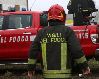 Vicenza, ultraleggero precipita su cimitero: ferito il pilota