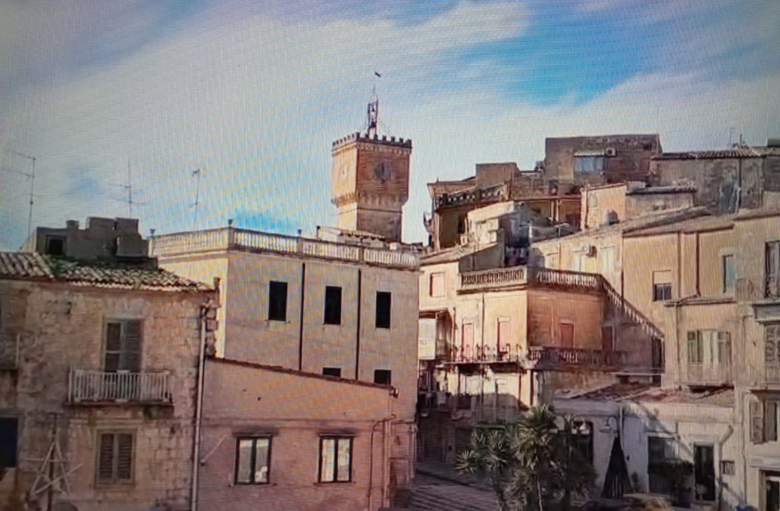 Mussomeli, attivo l’orologio  torre civica. Interviene ditta di Genova. L’annuncio del sindaco Catania