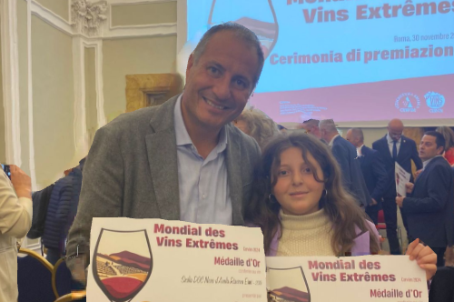 San Cataldo. Le Tenute Lombardo vincono due Medaglie d’oro al Mondial del Vins Extremes