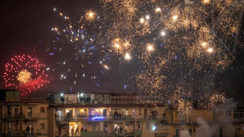 A Napoli e Provincia 65 le persone rimaste ferite per botti nella notte di Capodanno: c’è anche un bimbo di 2 anni