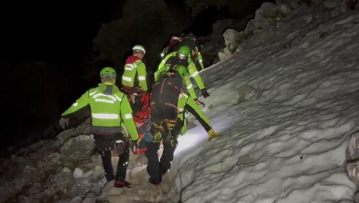 Tragedia sulle Madonie: escursionista di 60 anni morto dopo essere precipitato per una ventina di metri