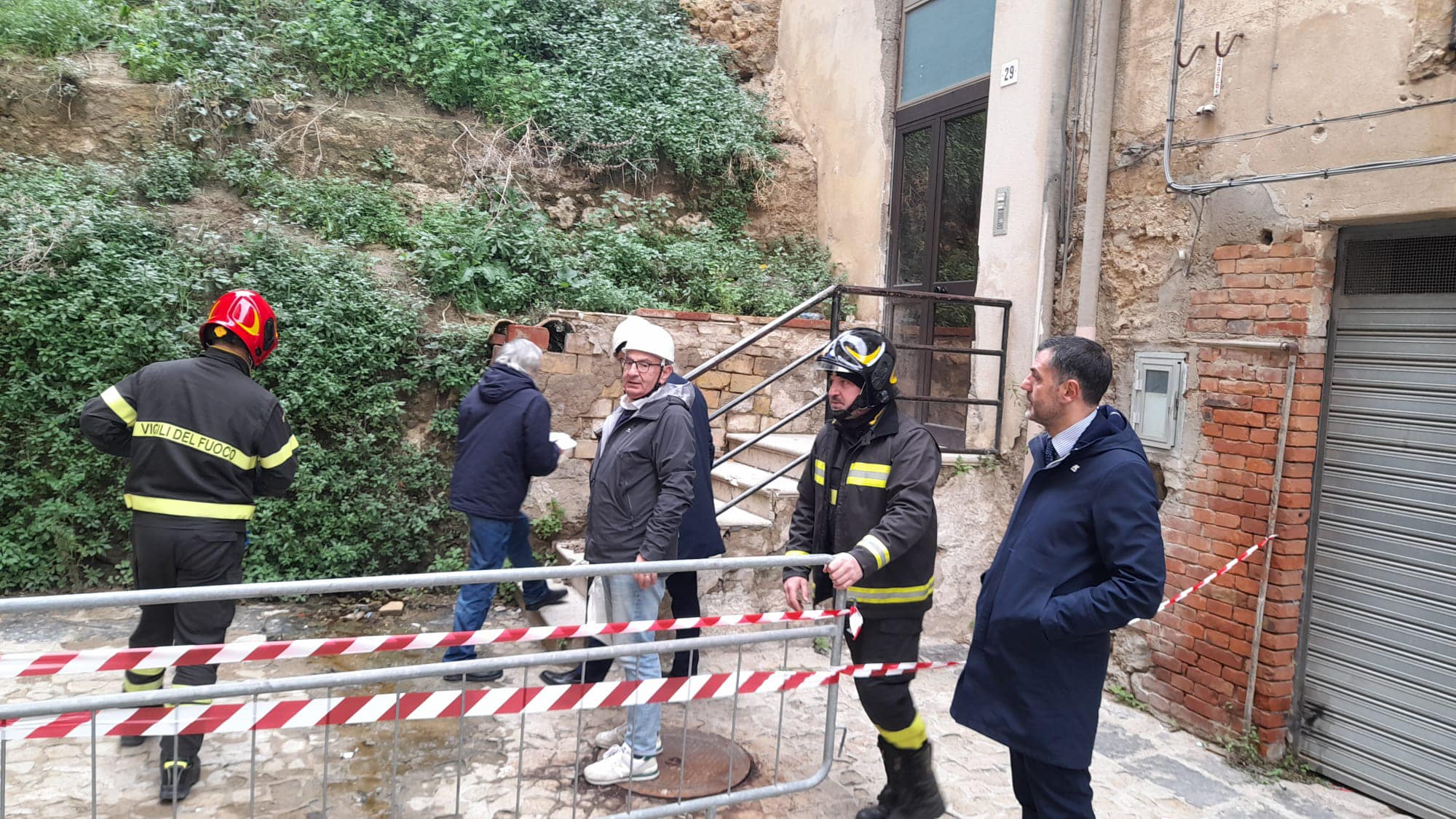 Caltanissetta, edifici evacuati di via Redentore e vicolo Scilla: svolto incontro tecnico per verificare le condizioni degli immobili