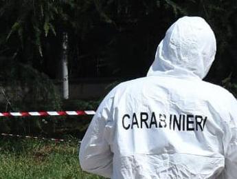 Frosinone, trovato cadavere in un’auto bruciata: potrebbe essere 59enne scomparso il 6 gennaio