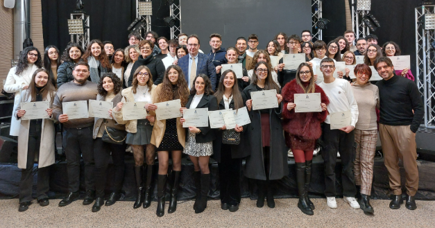 Consegnati a Gangi i premi dell’Accademia degli Industriosi a studenti gangitani che si sono distinti negli studi