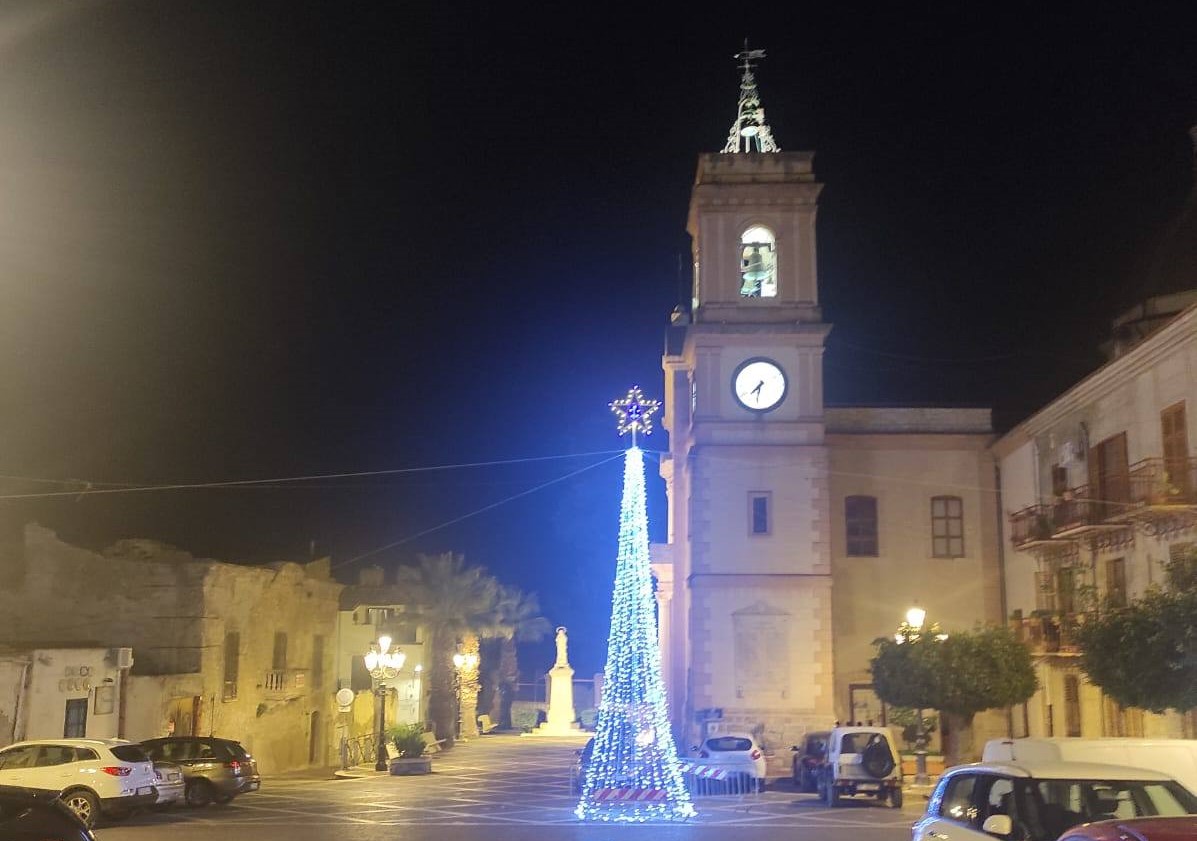 Campofranco. Ripristinato l’orologio della torre campanaria della Chiesa Madre