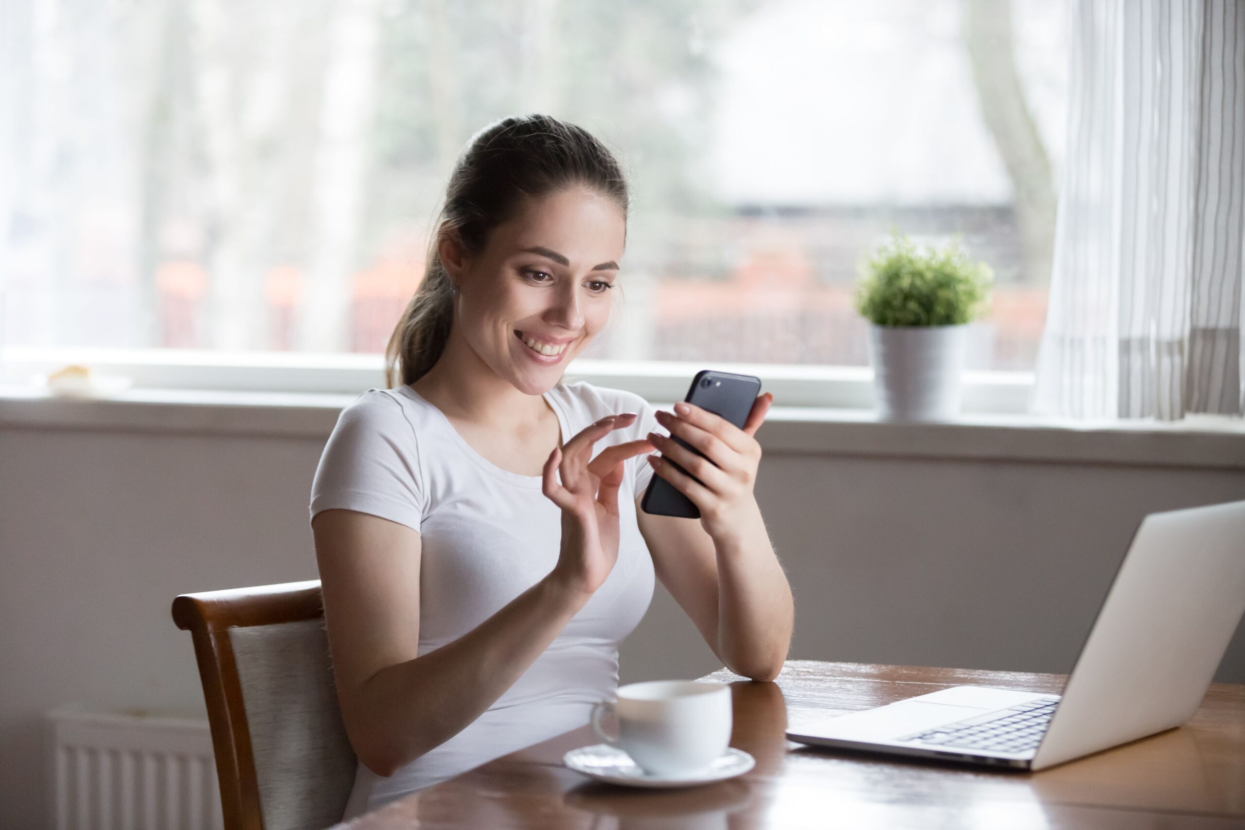 Perché il formato di chat video è diventato così popolare ed è davvero l’opzione migliore per trovare l’anima gemella